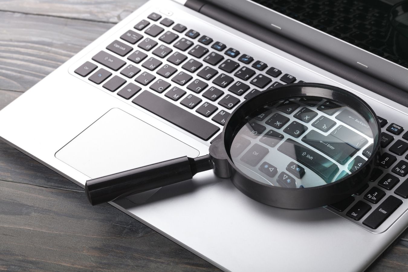 How To Choose a Background Check Company