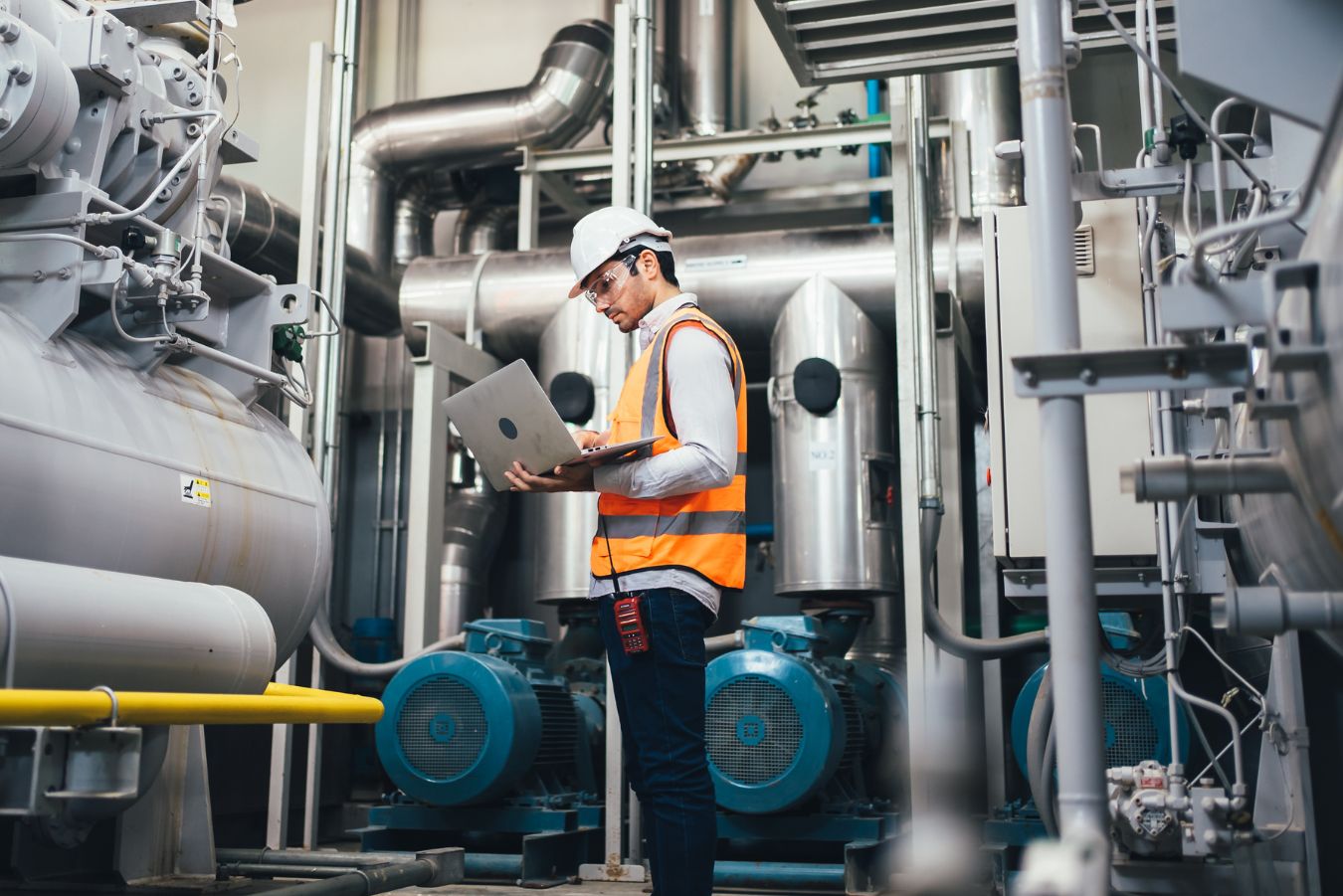 The Ultimate Guide to Energy and Utility Background Checks